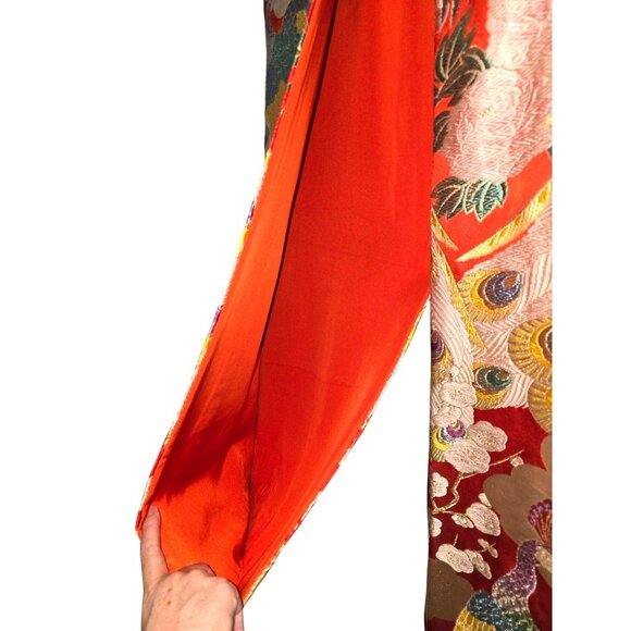 Vintage Japanese Kimono Ceremonial Uchikake Robe With Peacock & Crane Design - Picture 5 of 13